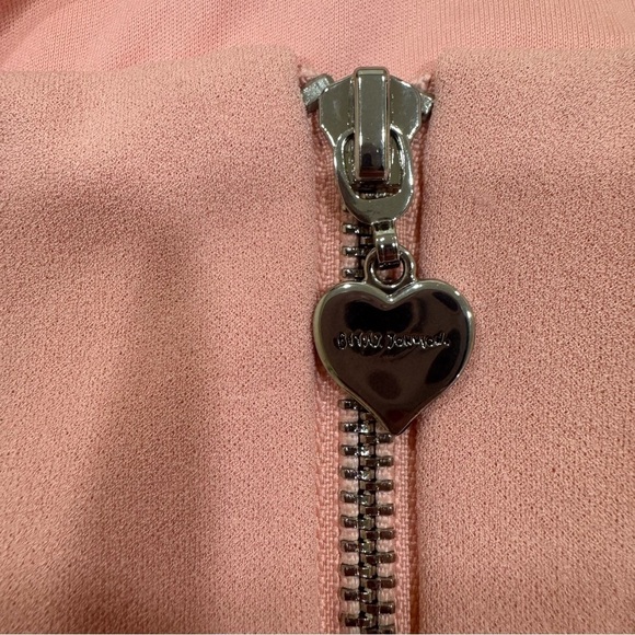 Betsey Johnson Tank Dress w/Flounce
Peach Size 2 Heart Zip Detail - Picture 8 of 10